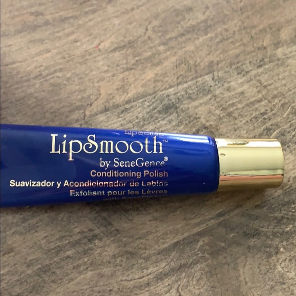 Lip Smooth by Senegence